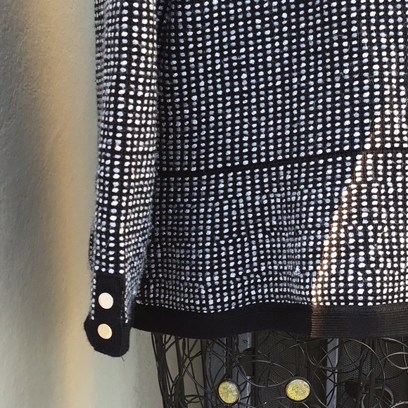 Knit sweater - Picture 5 of 8